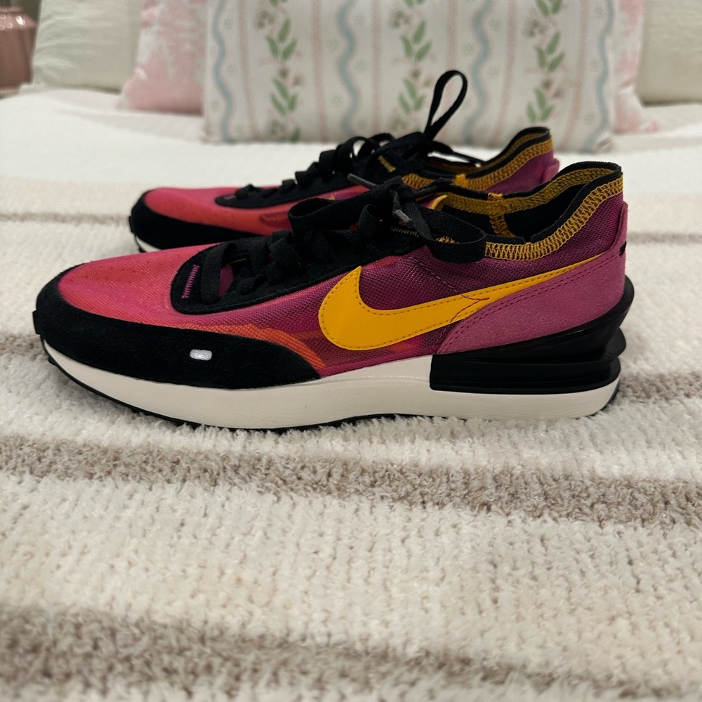 Nike size 7.5